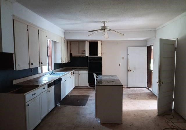 35 S Hills Dr , Hattiesburg, MS 39401 