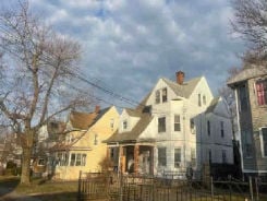 Multifamily 5BR 3BA - 48-50 PRESTON ST, Hartford, CT