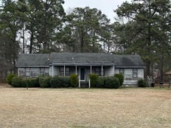 Single Family 3BR 2BA - 705 LONGLEAF AVE, Goldsboro, NC
