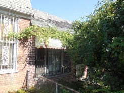 Single Family 2BR 1BA - 3342 GUNTHER AVE, Bronx, NY