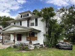 Single Family 3BR 2BA - 3237 WABASH AVE, Kansas City, MO
