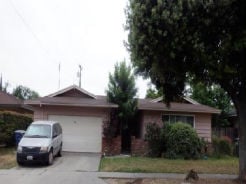 Single Family 3BR 2BA - 4846 E CAMBRIDGE AVE, Fresno, CA