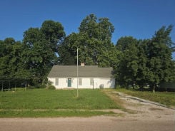 Single Family 3BR 2BA - 436 PRAIRIE ST, Shipman, IL