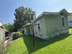 Single Family 2BR 1BA - 2361 70TH AVE, Baton Rouge, LA