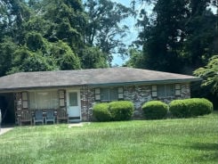 Single Family 2BR 2BA - 103 BIRCH ST, Wallis, TX
