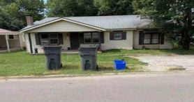 Single Family 4BR 2BA - 807 WIRT ST, Paragould, AR