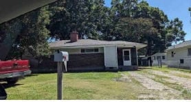 Single Family 3BR 1BA - 14113 CENTRAL AVE, Chester, VA