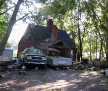 Single Family 2BR 1BA - 5 BLUMENTHAL DR, Uncasville, CT