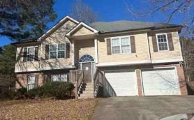 Single Family 4BR 3BA - 90 CHESTNUT DR, Covington, GA