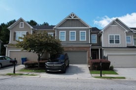 Townhome 3BR 3BA - 5464 CASCADE RUN SW, Atlanta, GA