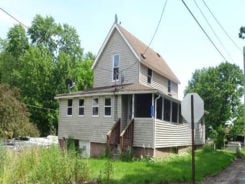 Single Family 3BR 1BA - 2310 MINGO TRL, Akron, OH
