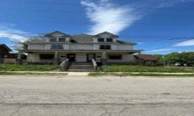 Single Family 6BR 4BA - 16-18 N GREEN AVE, Freeport, IL