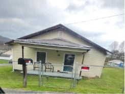Single Family 2BR 1BA - 301 DAVIDSON ST, Saltville, VA