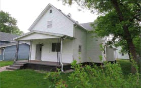 Single Family 4BR 1BA - 119 E 11TH ST, Grand Island, NE